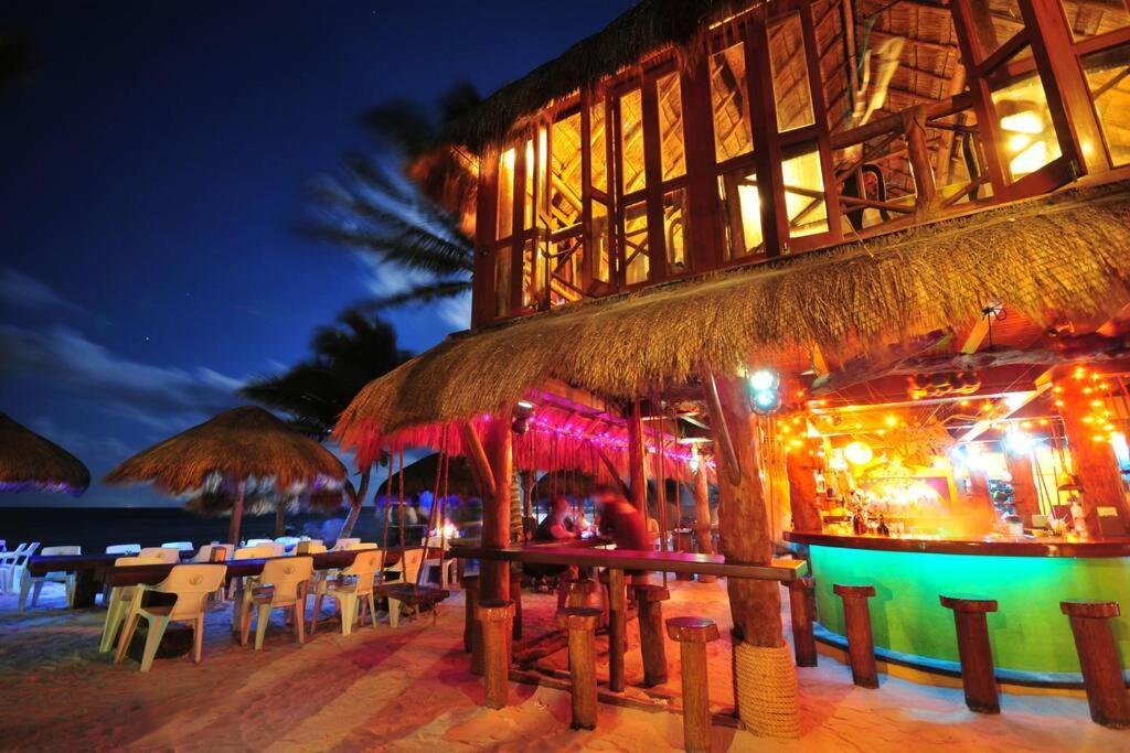 Casa Blanca By The Caribbean Sea Apartment Akumal Exterior photo